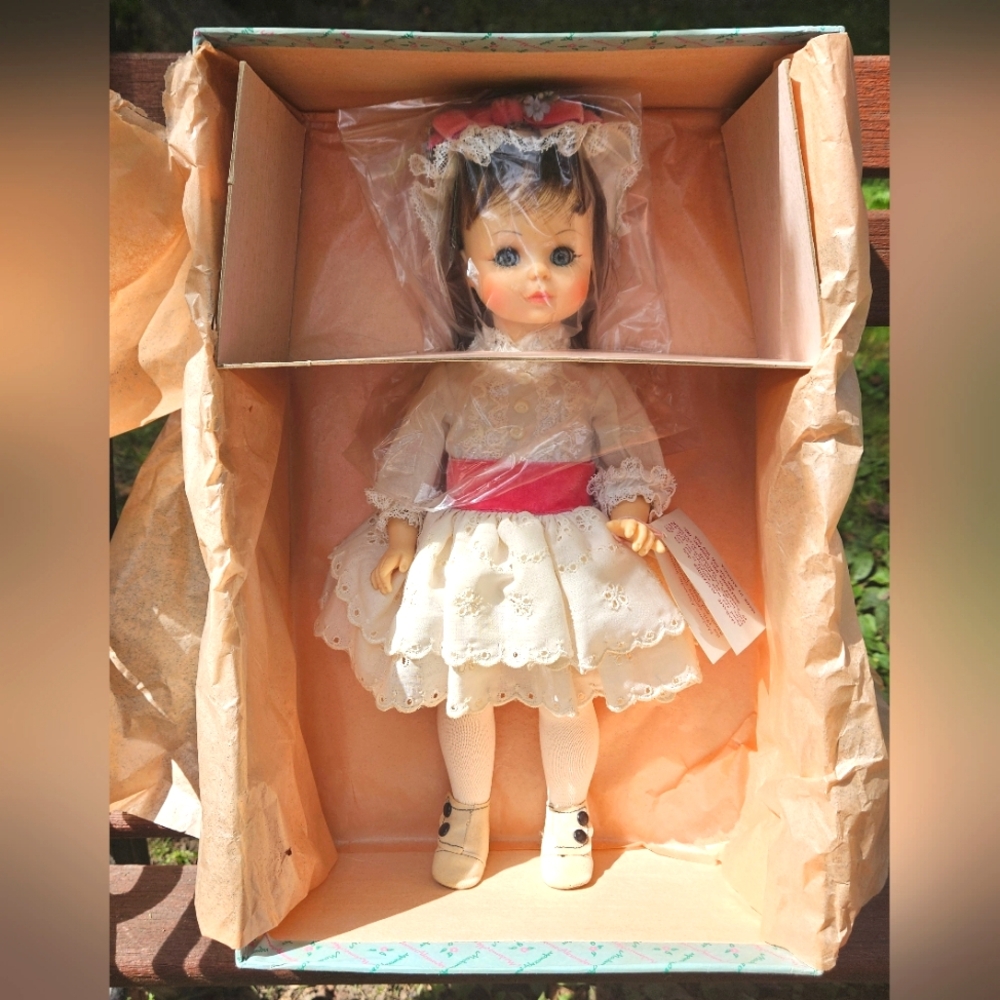 Madame Alexander Degas Girl #1475 1970s. 14" Brand New. Mint.